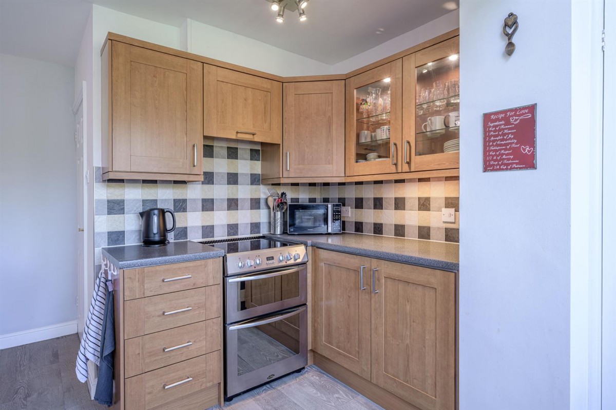 Bernwall Close, Stourbridge, DY8 1SD