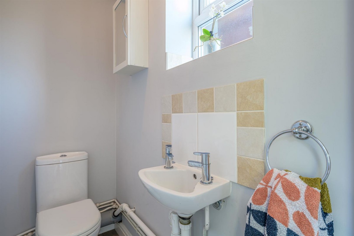 Bernwall Close, Stourbridge, DY8 1SD