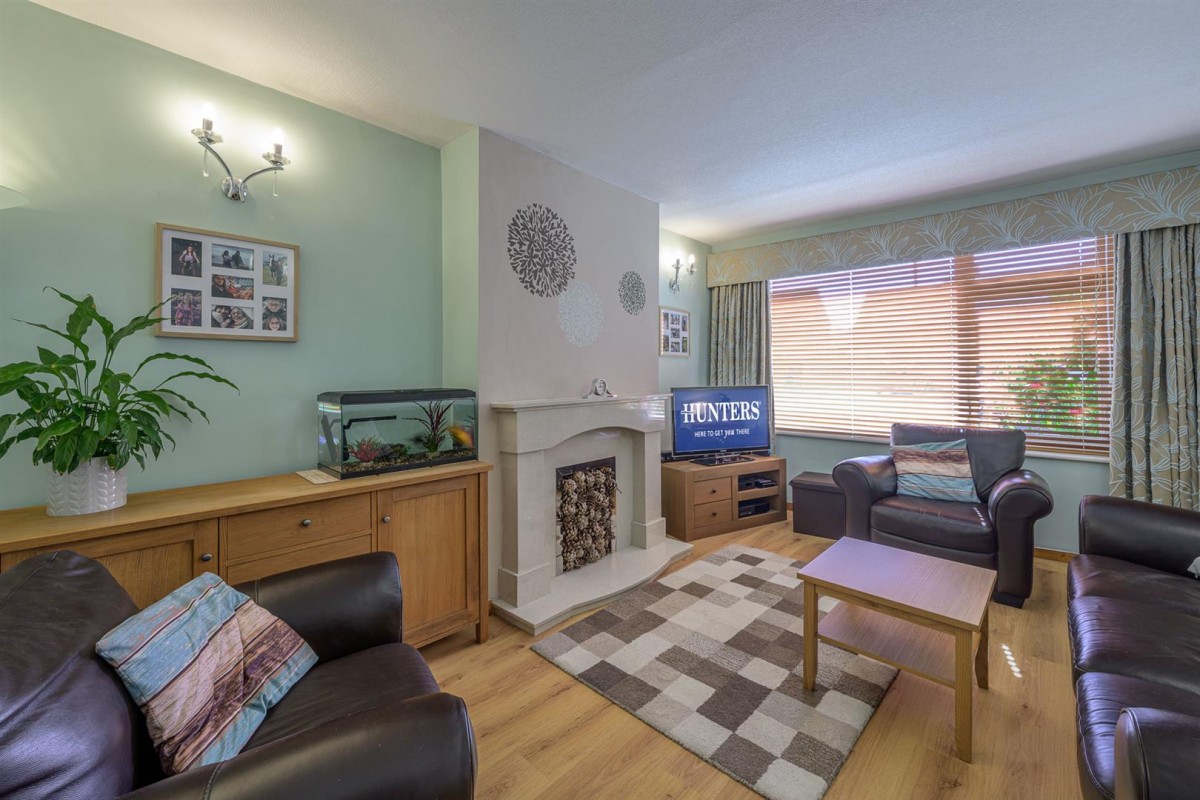 Bernwall Close, Stourbridge, DY8 1SD