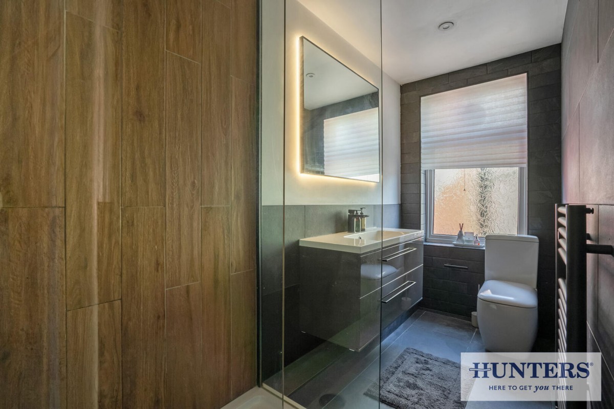 Woodville Crescent, Horsforth, Leeds