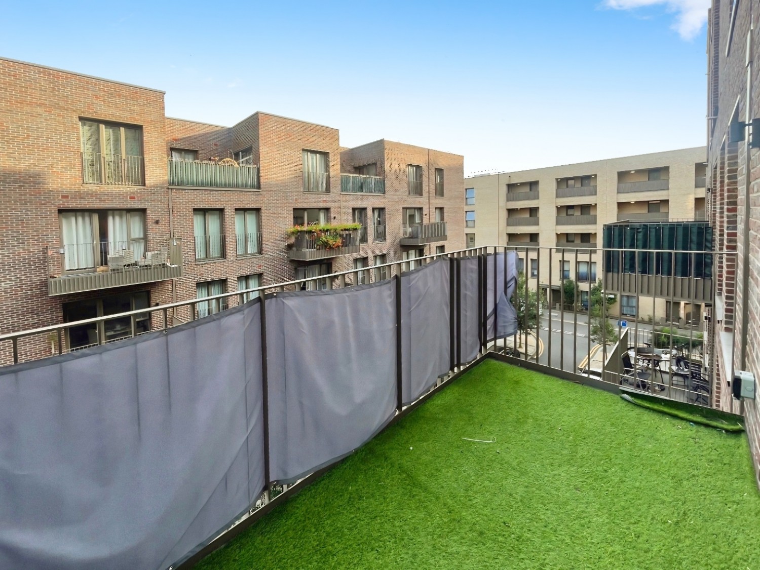 Clarke Avenue, Hounslow