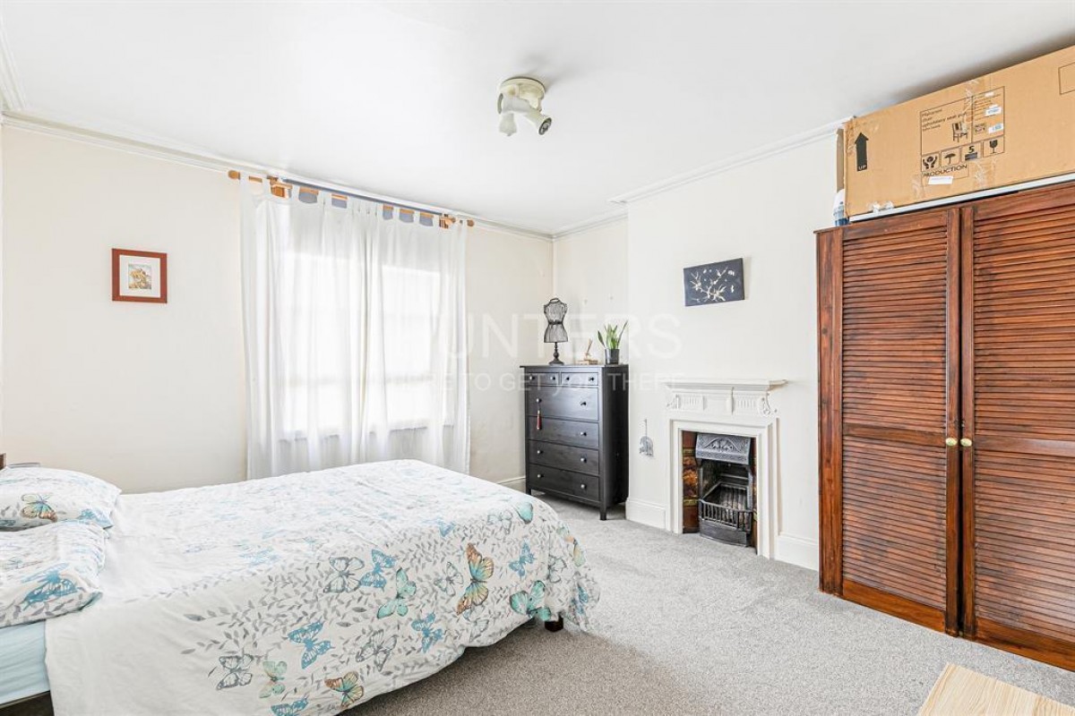 Sarre Road, London, NW2