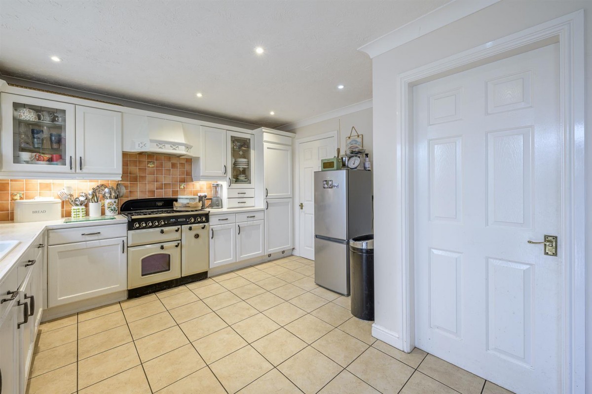 The Meadows, Stourbridge, DY9 0GW