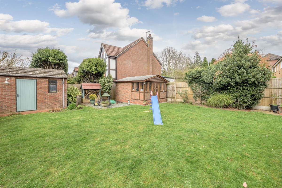 The Meadows, Stourbridge, DY9 0GW