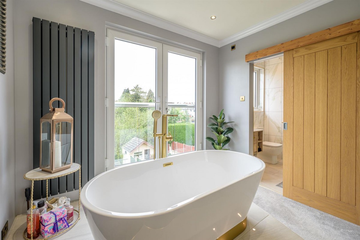 New Village, Dudley, DY2 0DR