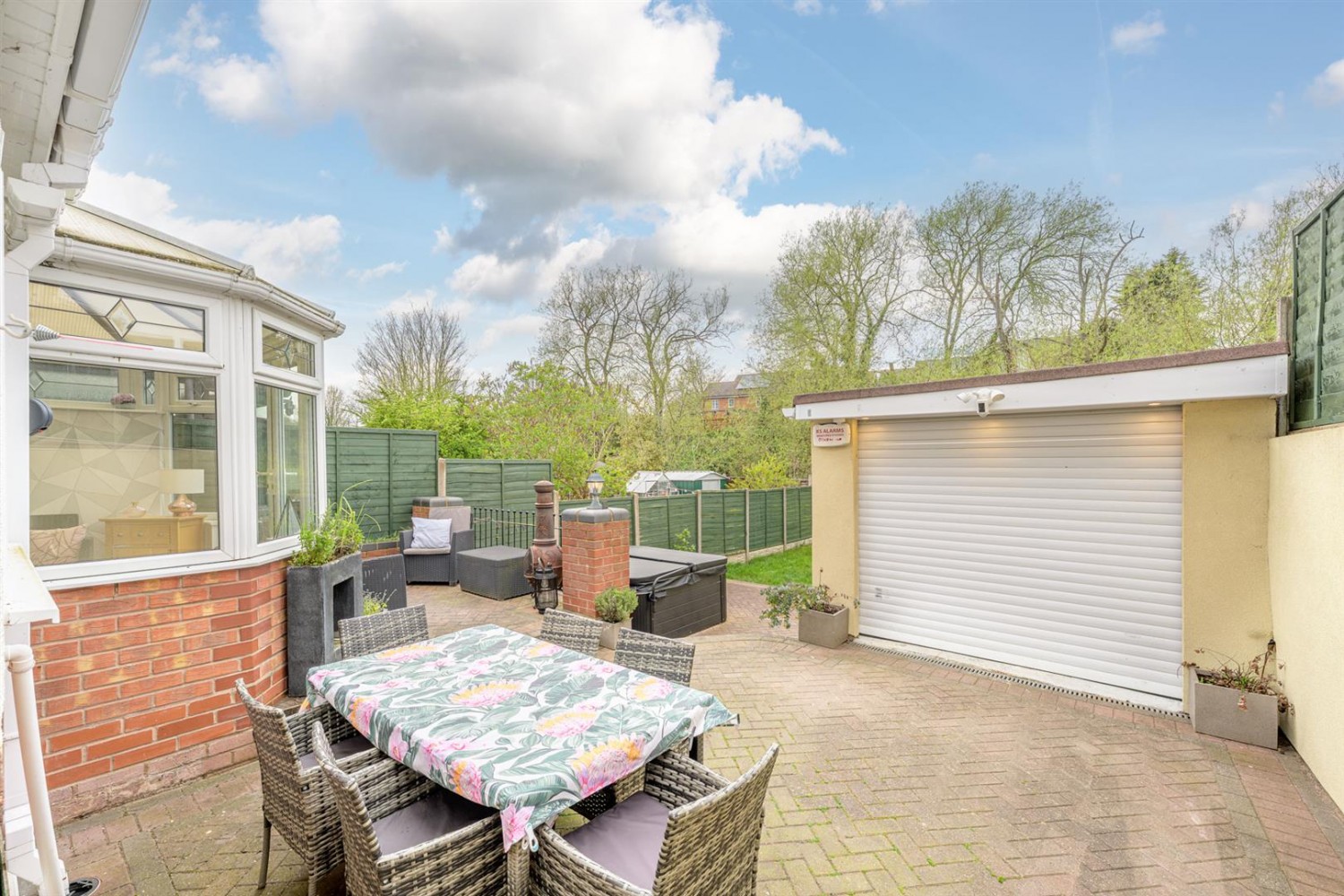 New Village, Dudley, DY2 0DR