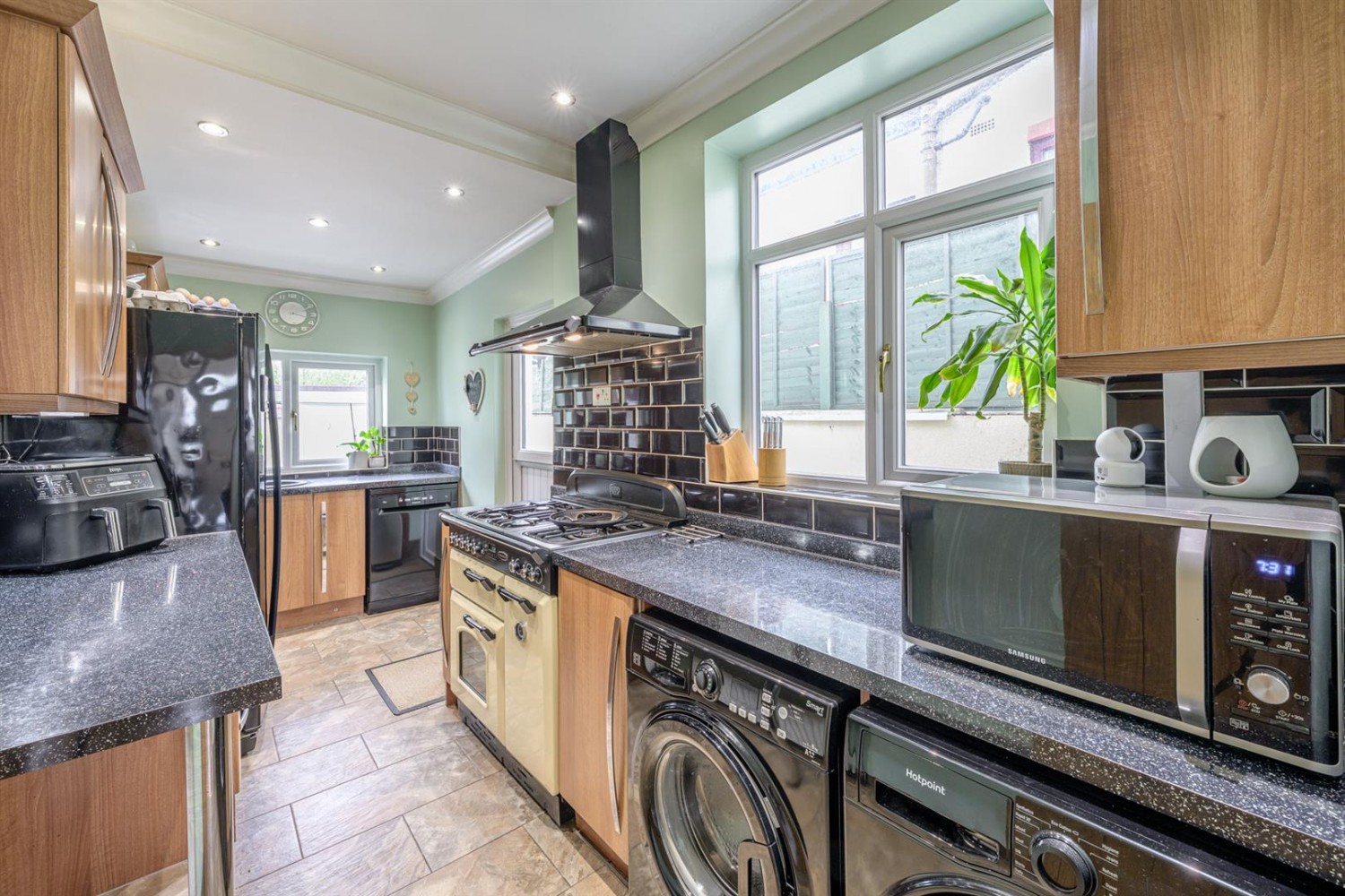 New Village, Dudley, DY2 0DR