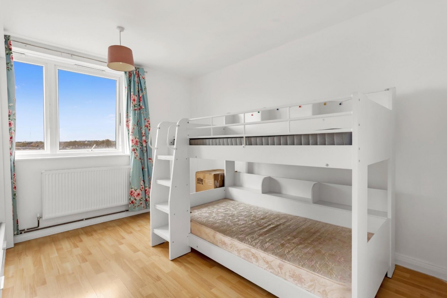 Milton Garden Estate, London, N16