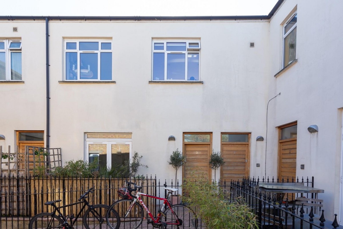 Seal Street, London, E8