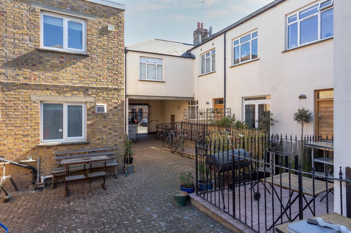 Seal Street, London, E8