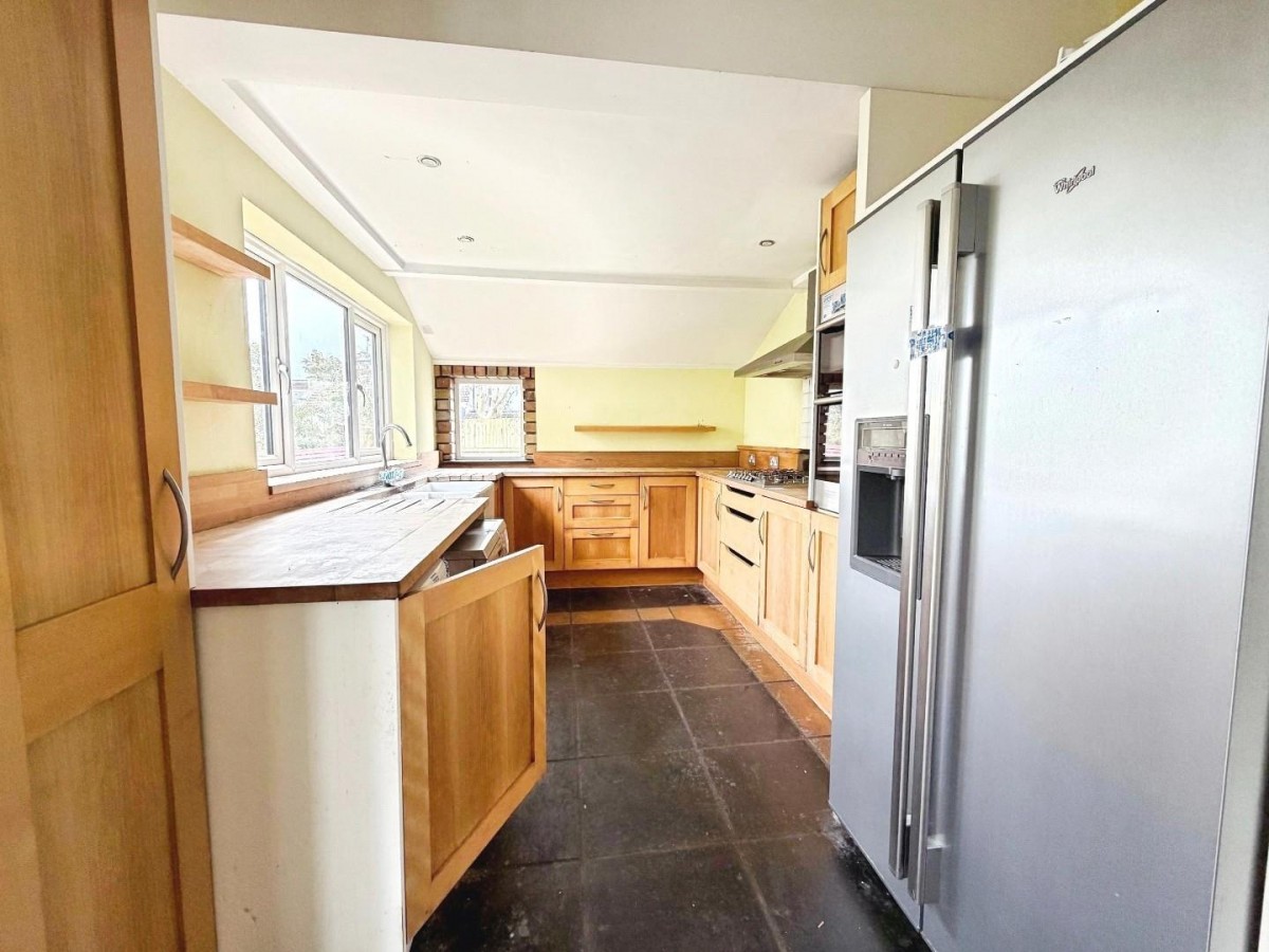 Cleeve Road, Knowle, BS4 2JP