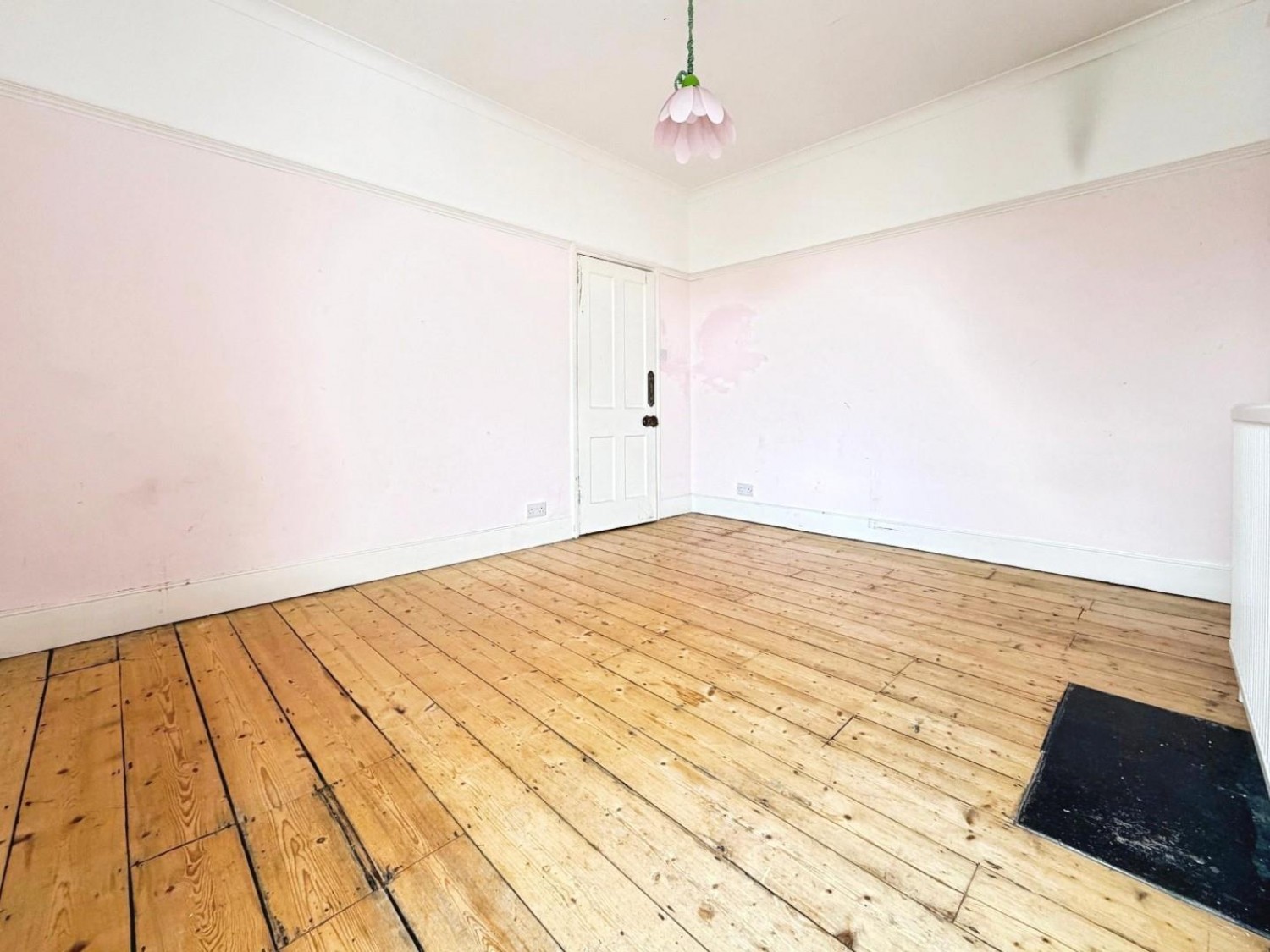 Cleeve Road, Knowle, BS4 2JP