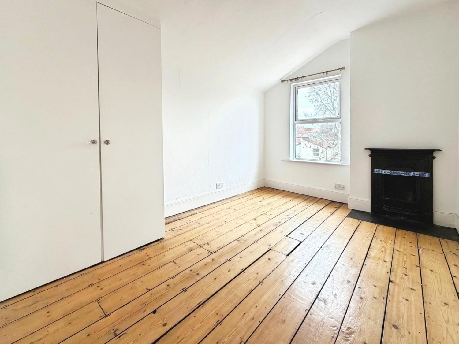 Cleeve Road, Knowle, BS4 2JP