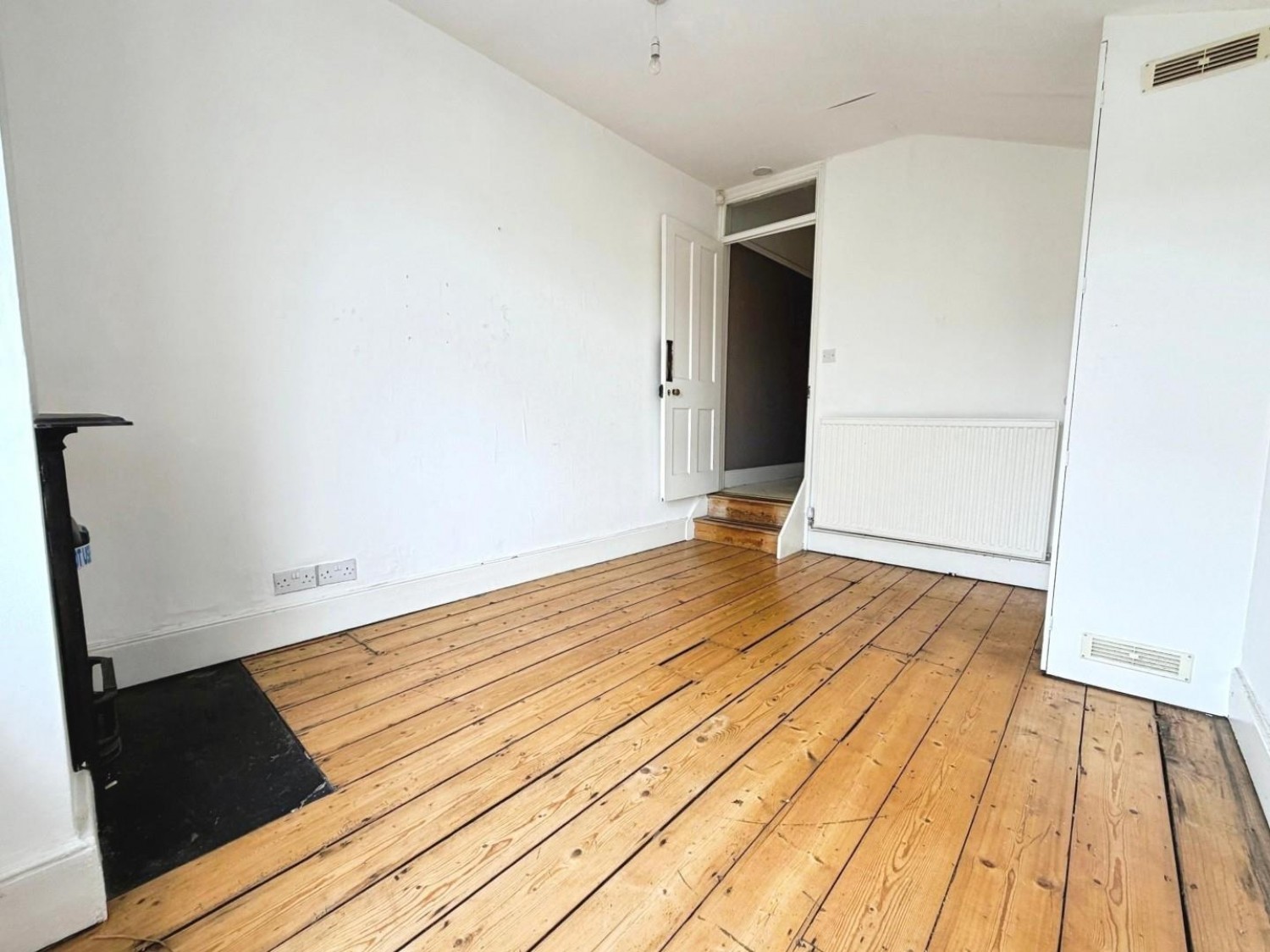 Cleeve Road, Knowle, BS4 2JP