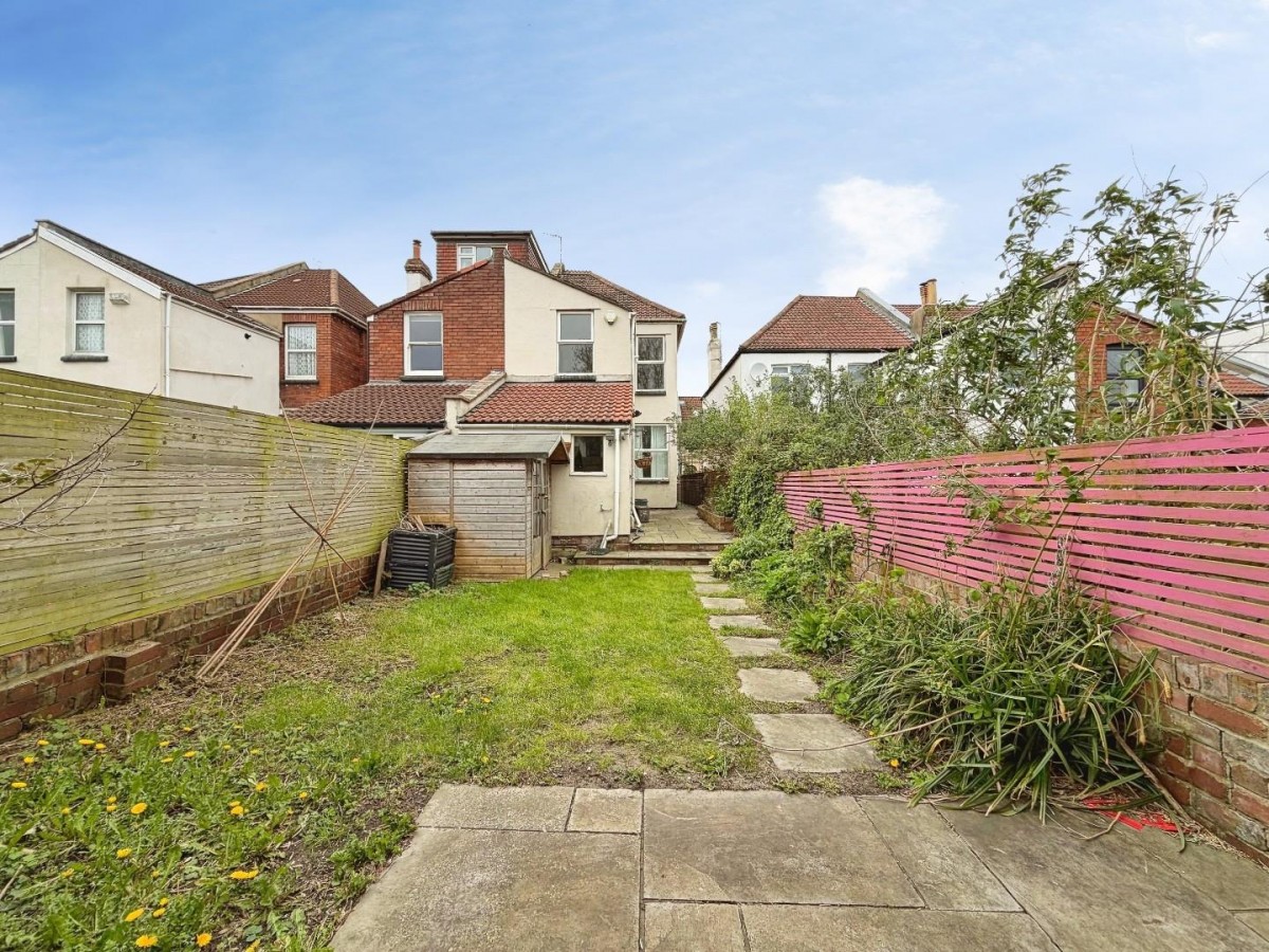 Cleeve Road, Knowle, BS4 2JP