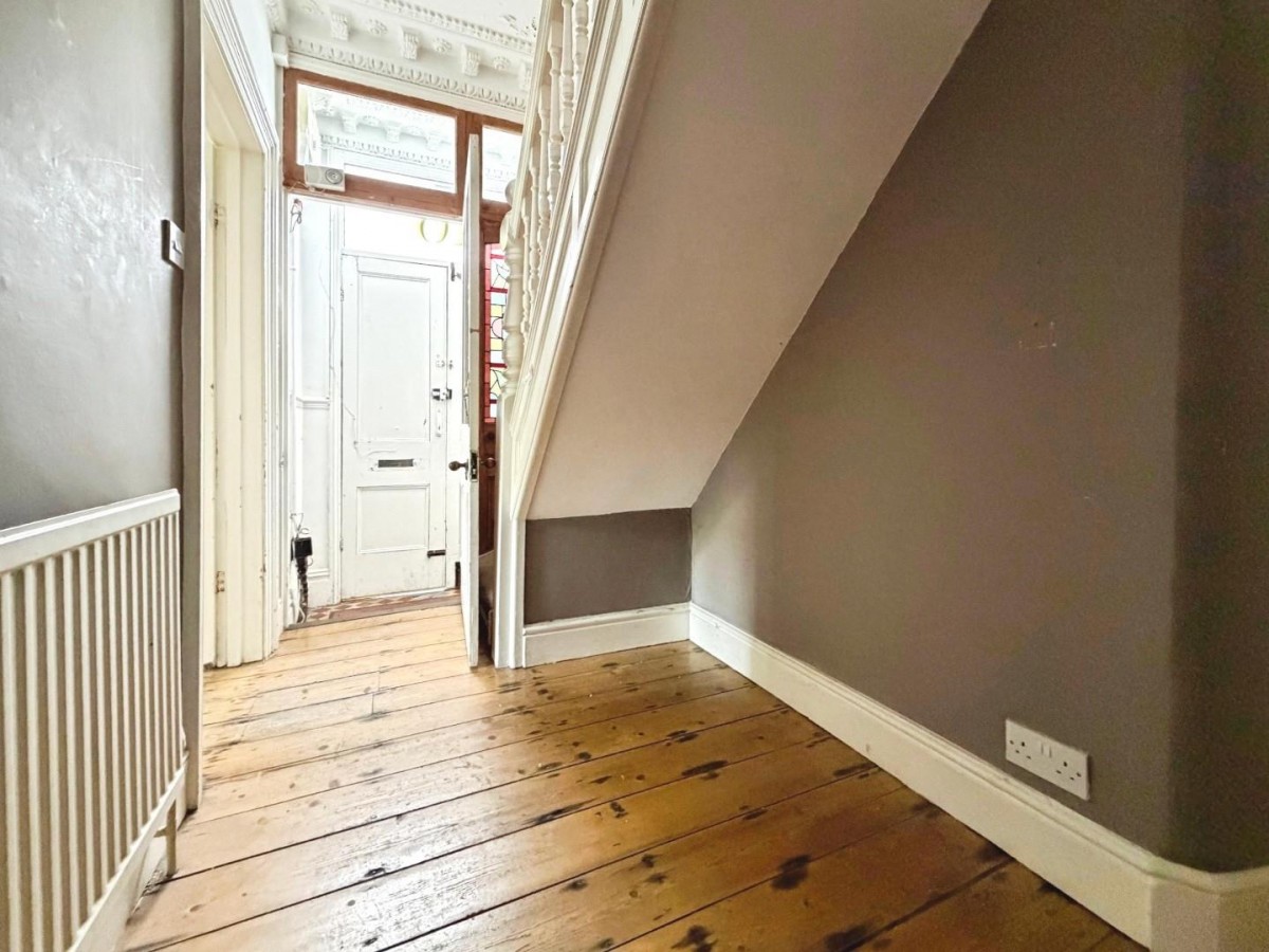 Cleeve Road, Knowle, BS4 2JP