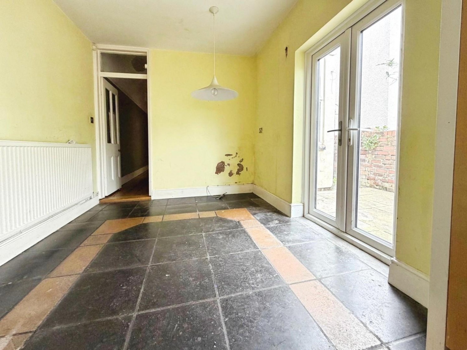 Cleeve Road, Knowle, BS4 2JP