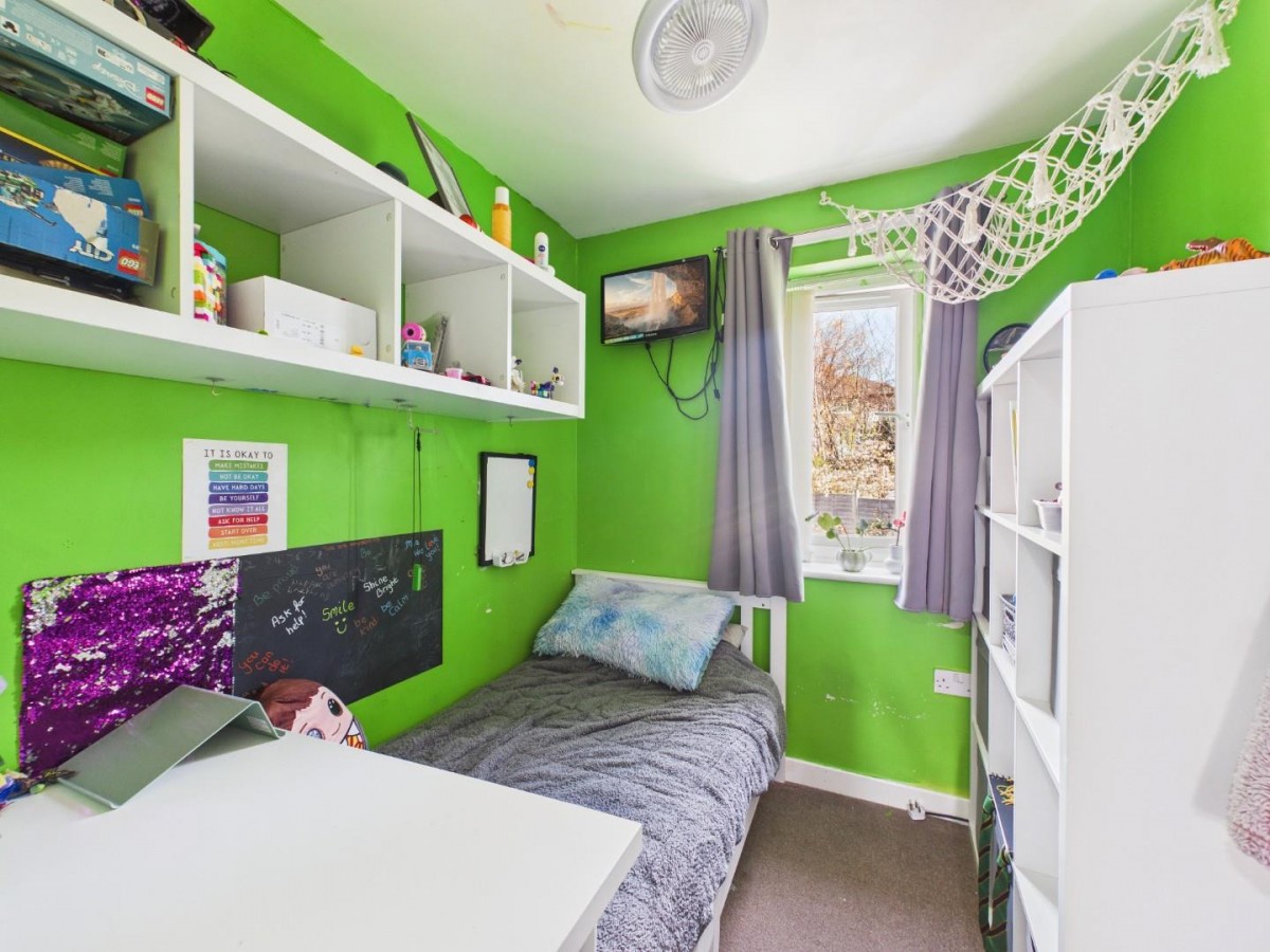 West Royd Avenue, Shipley