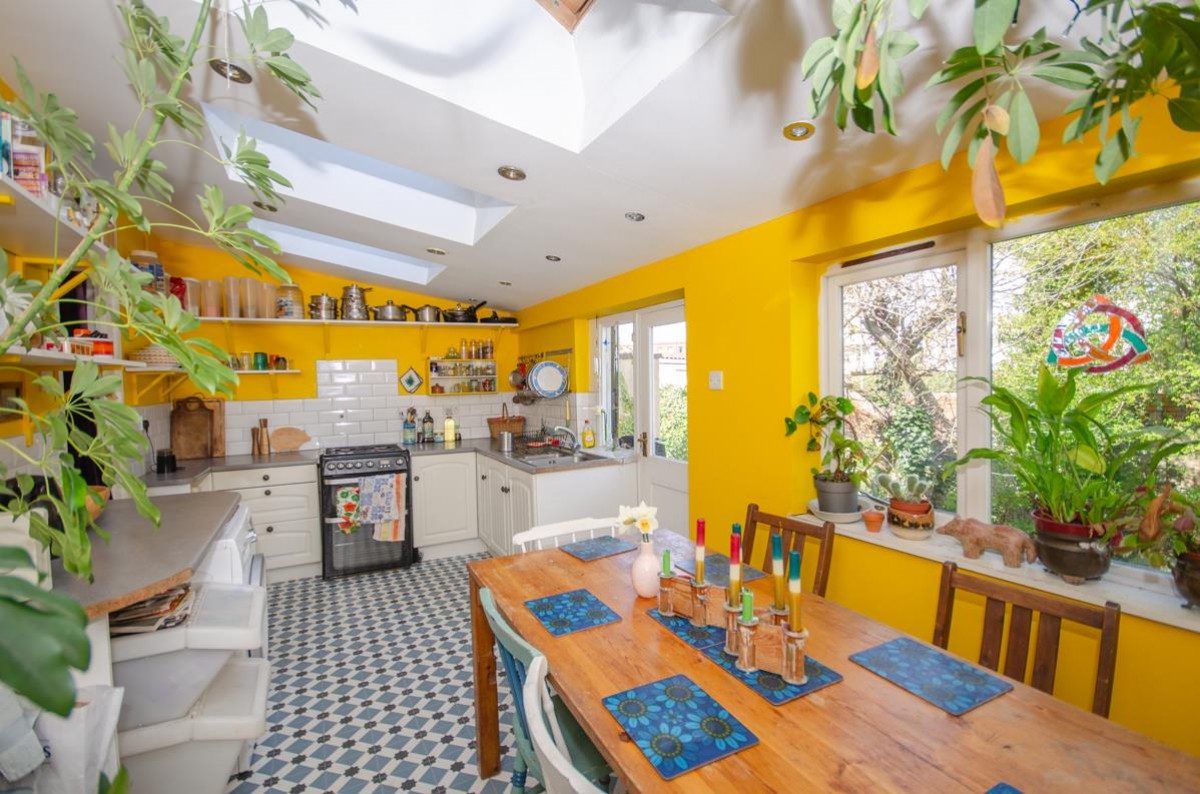 Robertson Road, Bristol BS5 6JZ