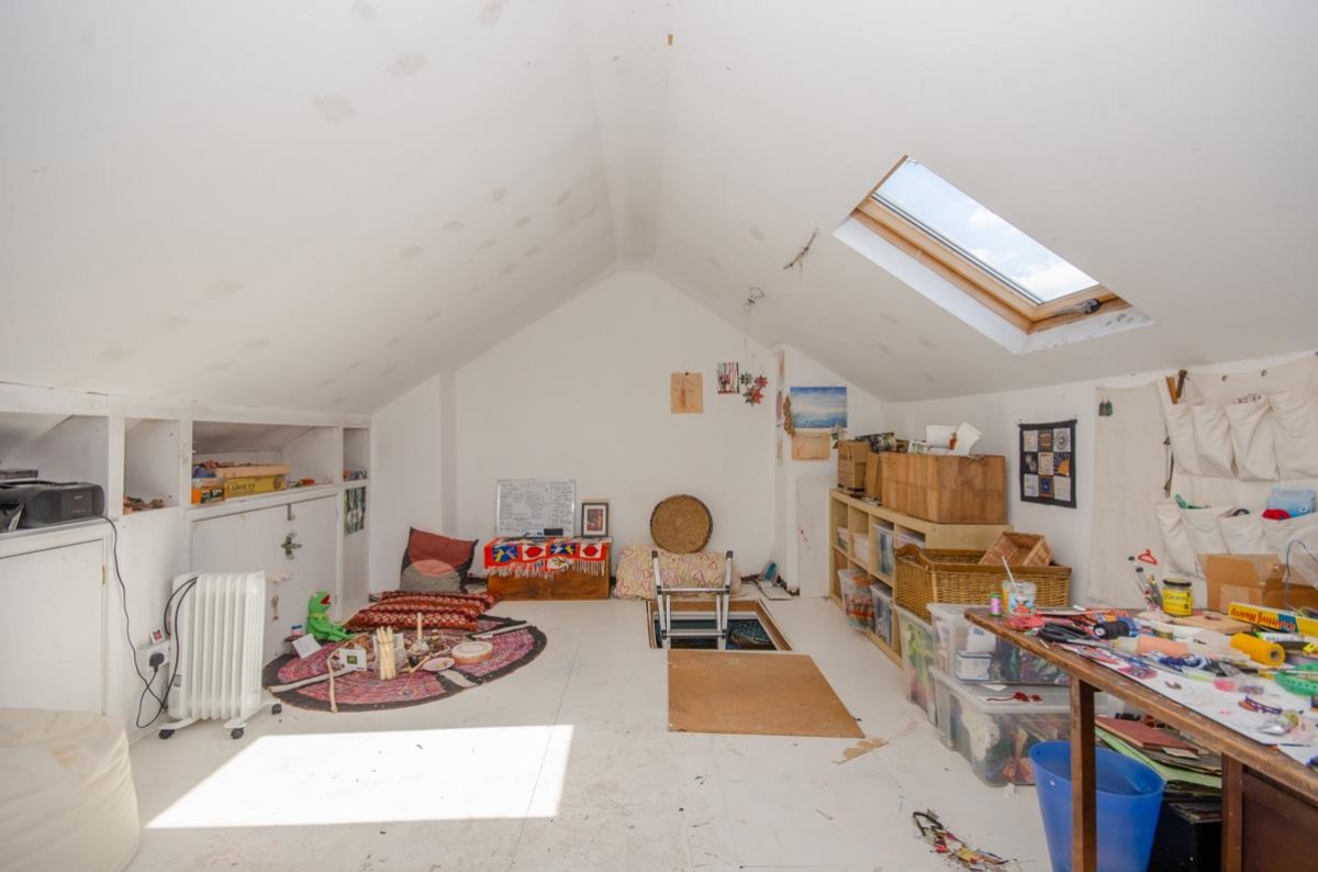 Robertson Road, Bristol BS5 6JZ