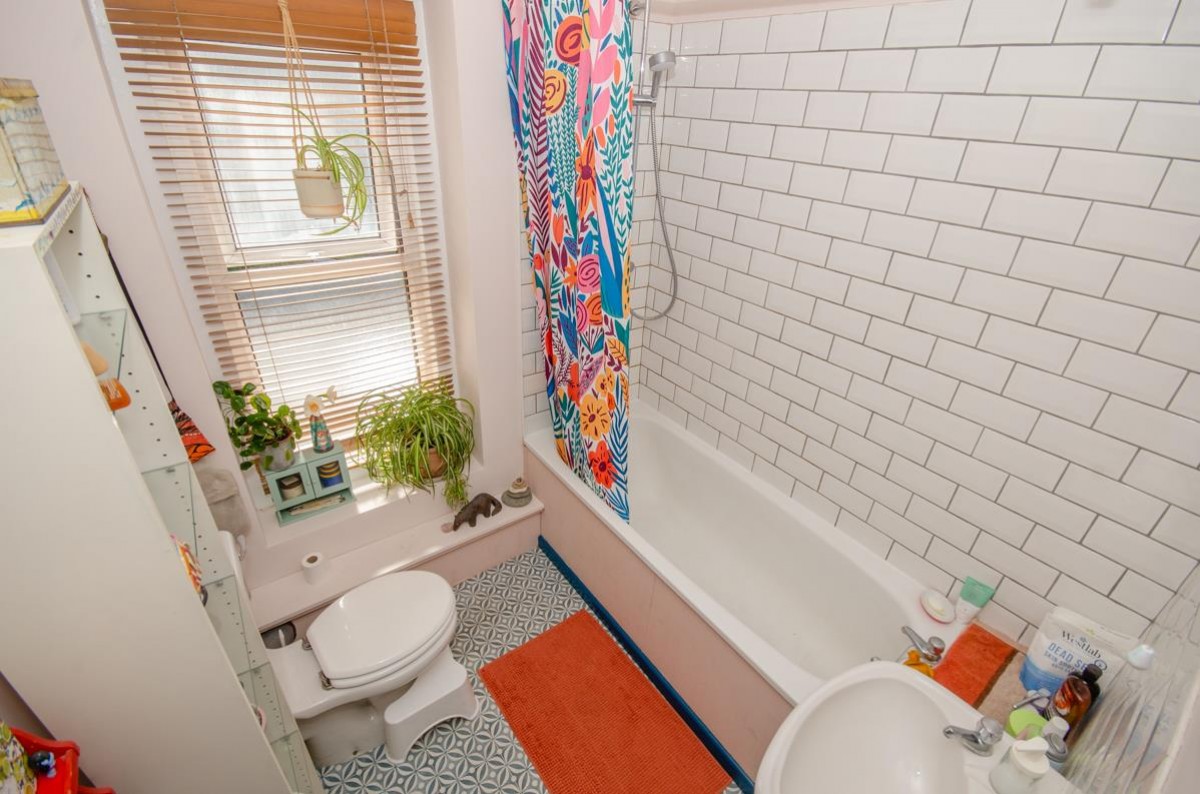 Robertson Road, Bristol BS5 6JZ