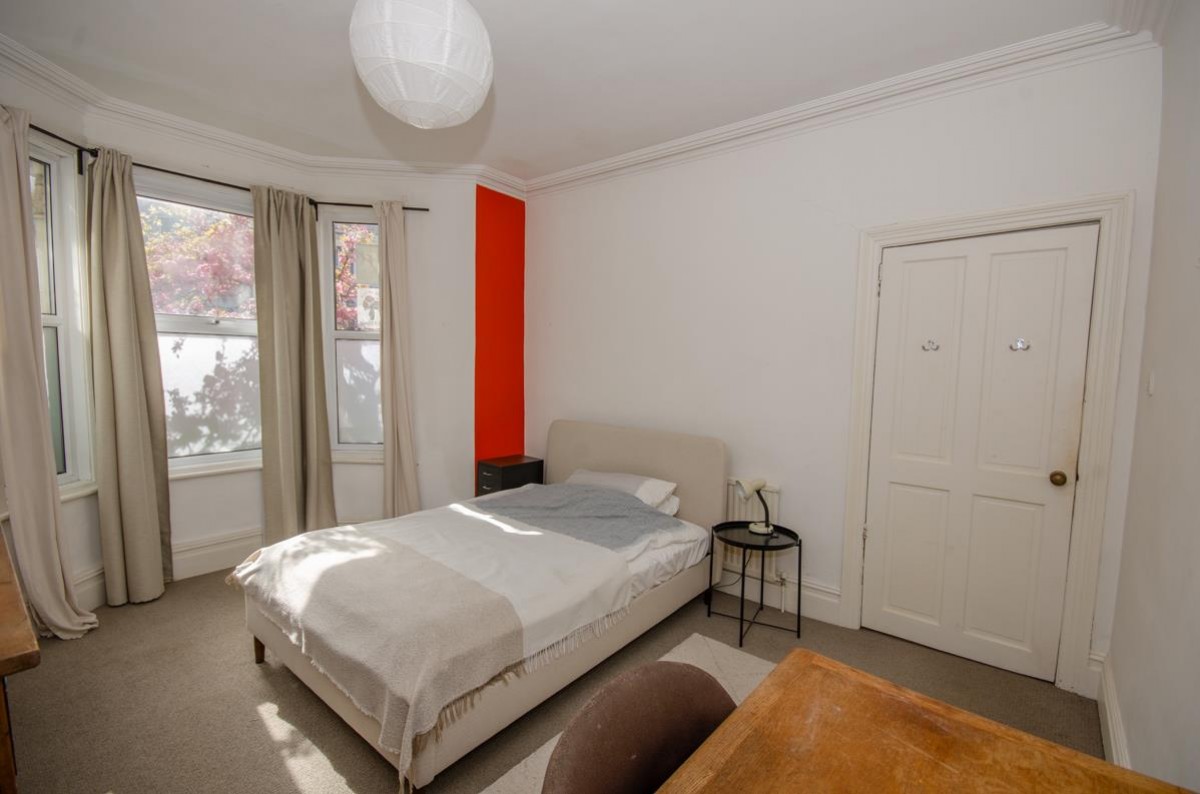 Robertson Road, Bristol BS5 6JZ