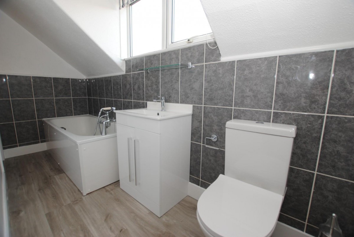 Flat 3, 189 Ashgate Road, Chesterfield, S40 4AP