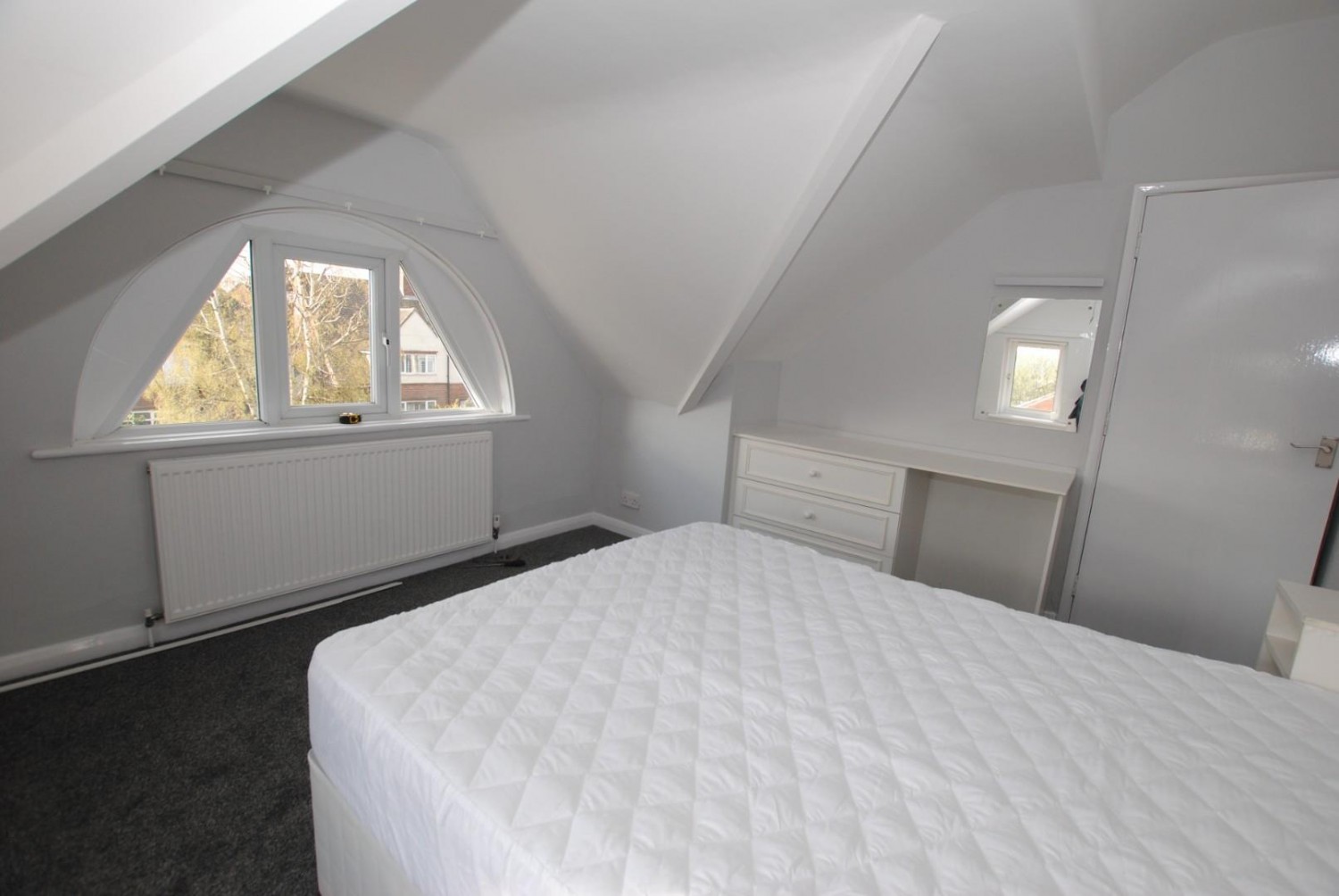 Flat 3, 189 Ashgate Road, Chesterfield, S40 4AP