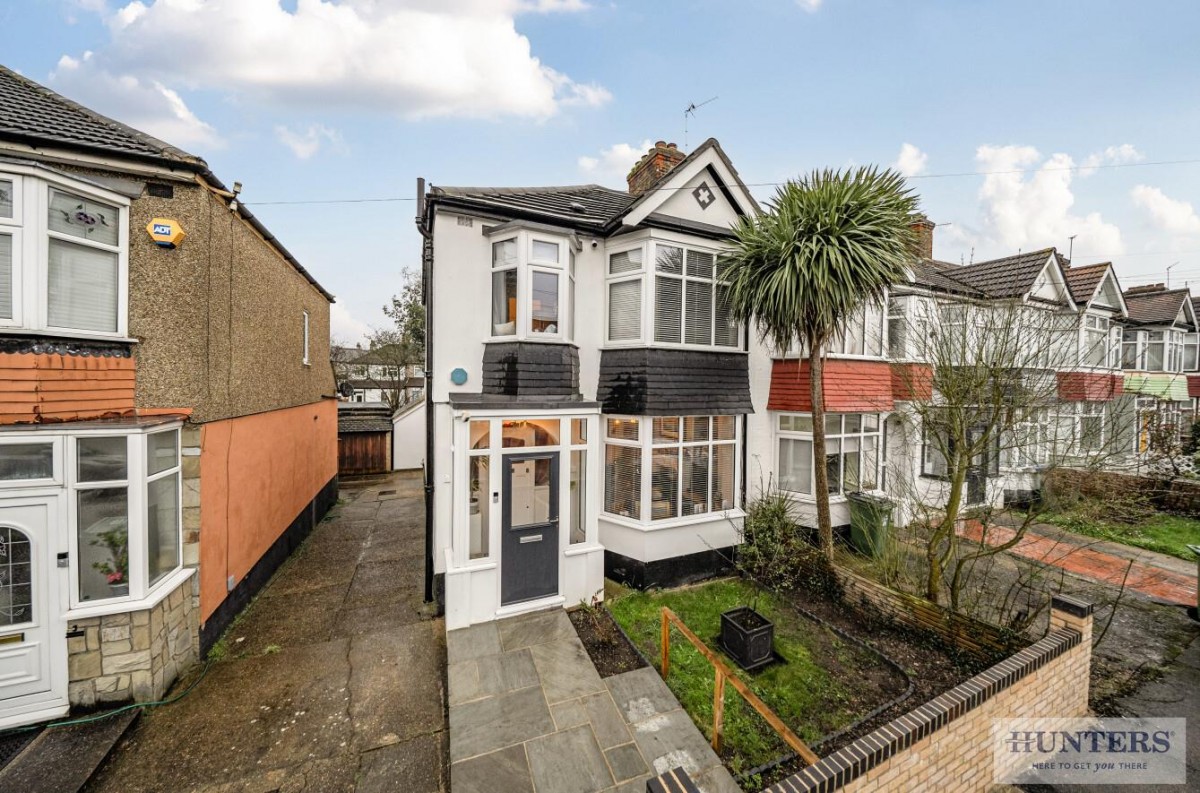 Bendmore Avenue, London