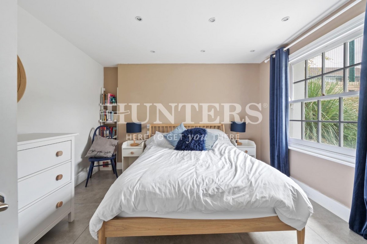 Albion Road, London, N16