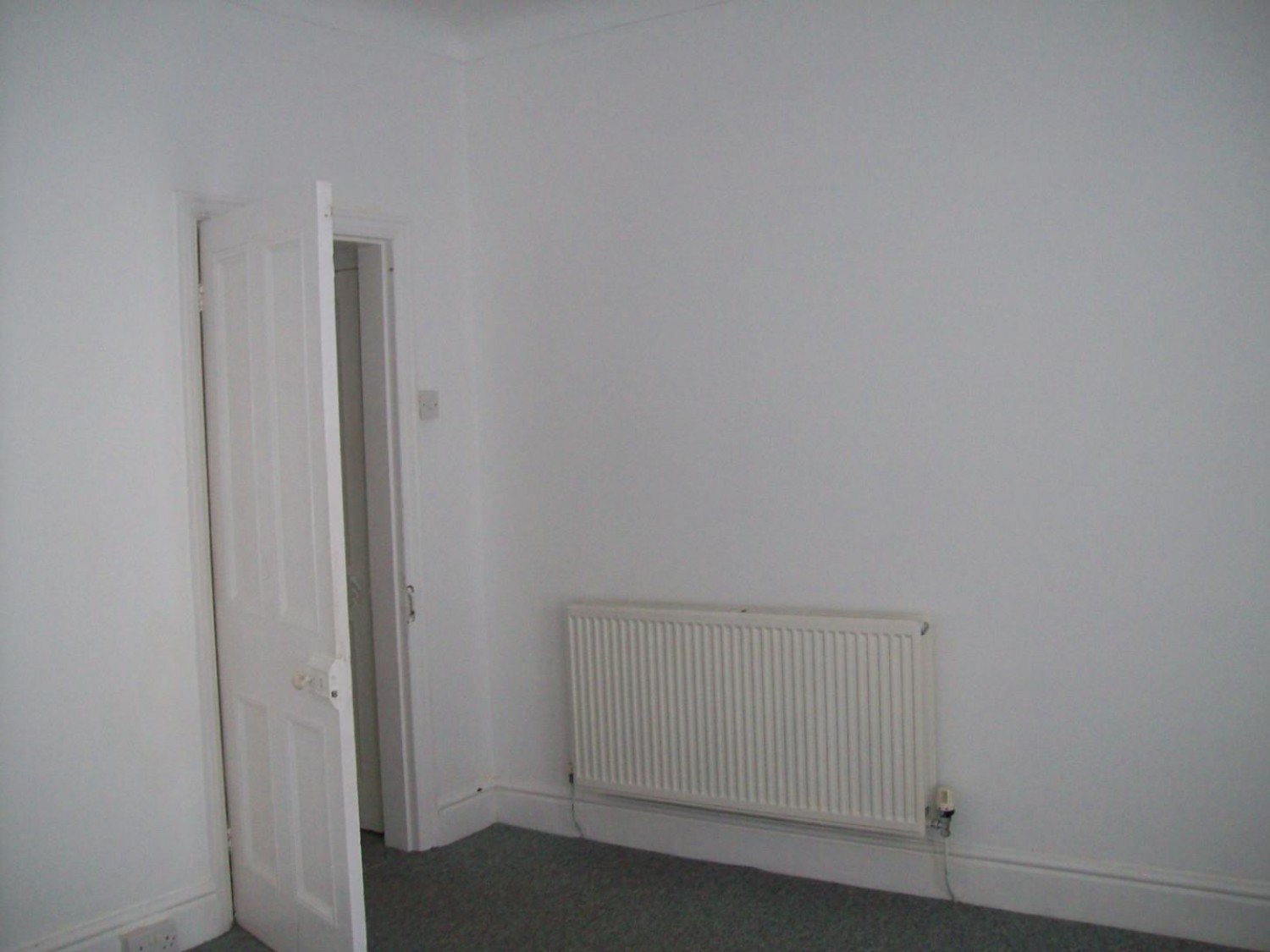 Holly Road, Ellesmere Port, Cheshire, CH65 4AN