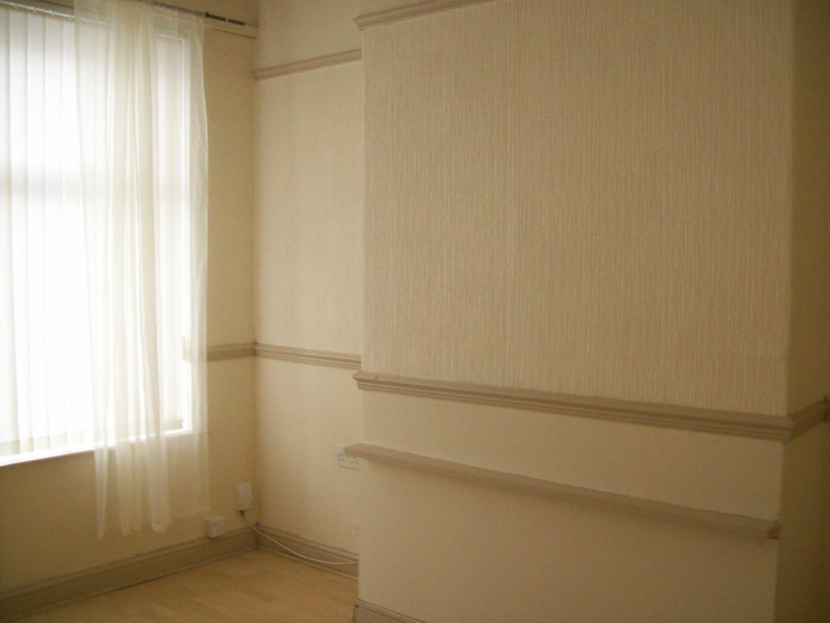 Holly Road, Ellesmere Port, Cheshire, CH65 4AN