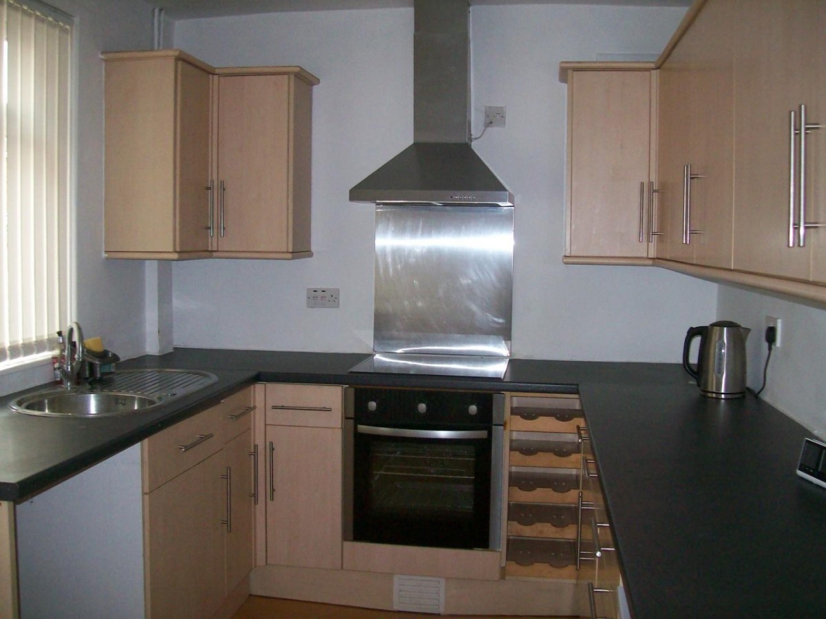 Holly Road, Ellesmere Port, Cheshire, CH65 4AN