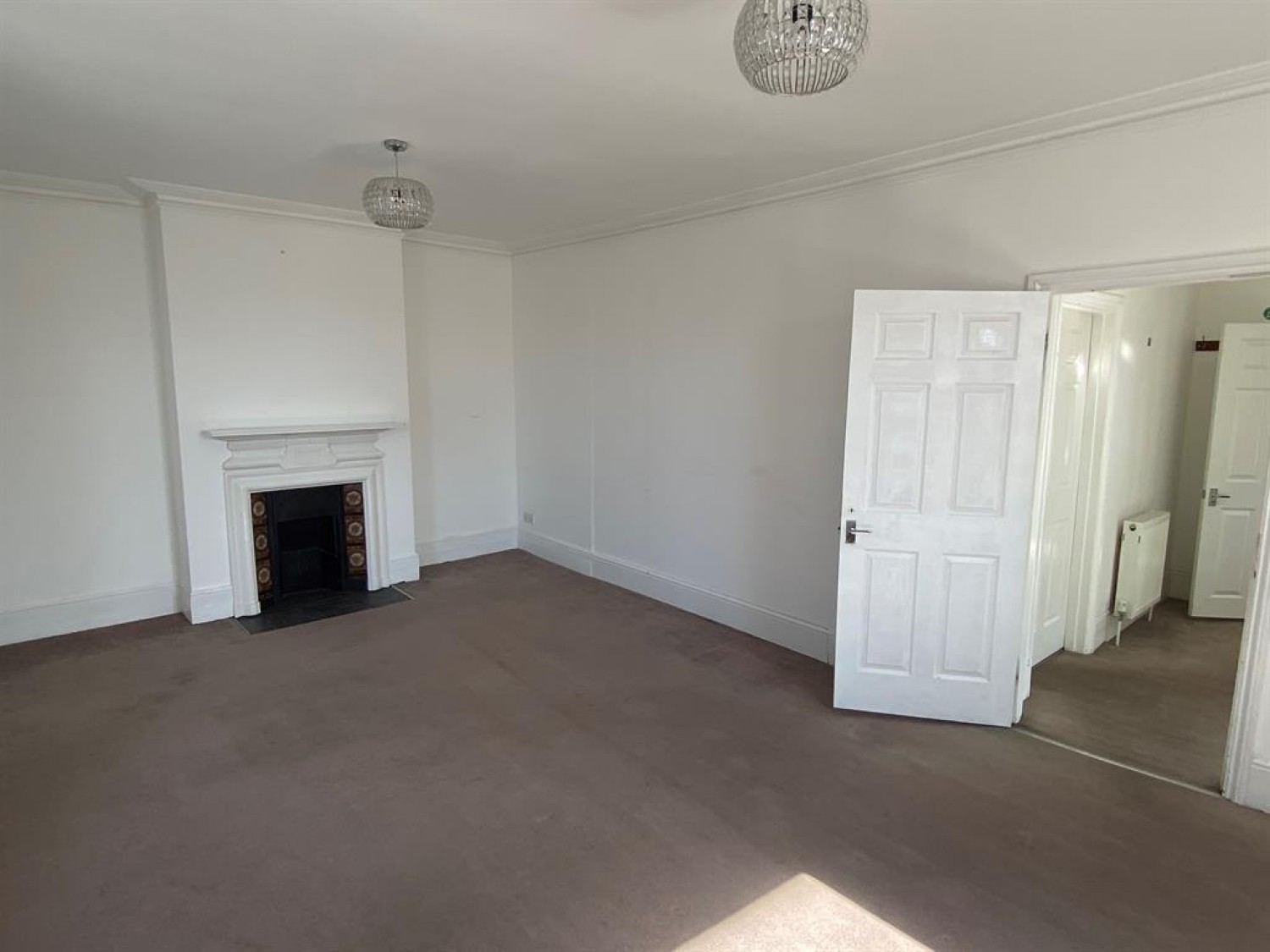 Main Road, Sidcup, Kent, DA14 6QR