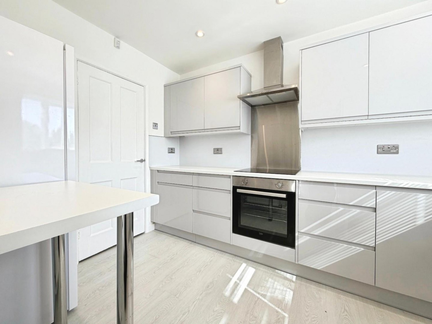 Lisburn Road, Bristol, BS4 1NQ
