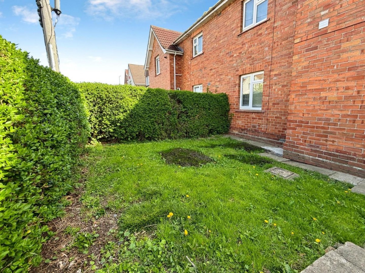 Lisburn Road, Bristol, BS4 1NQ