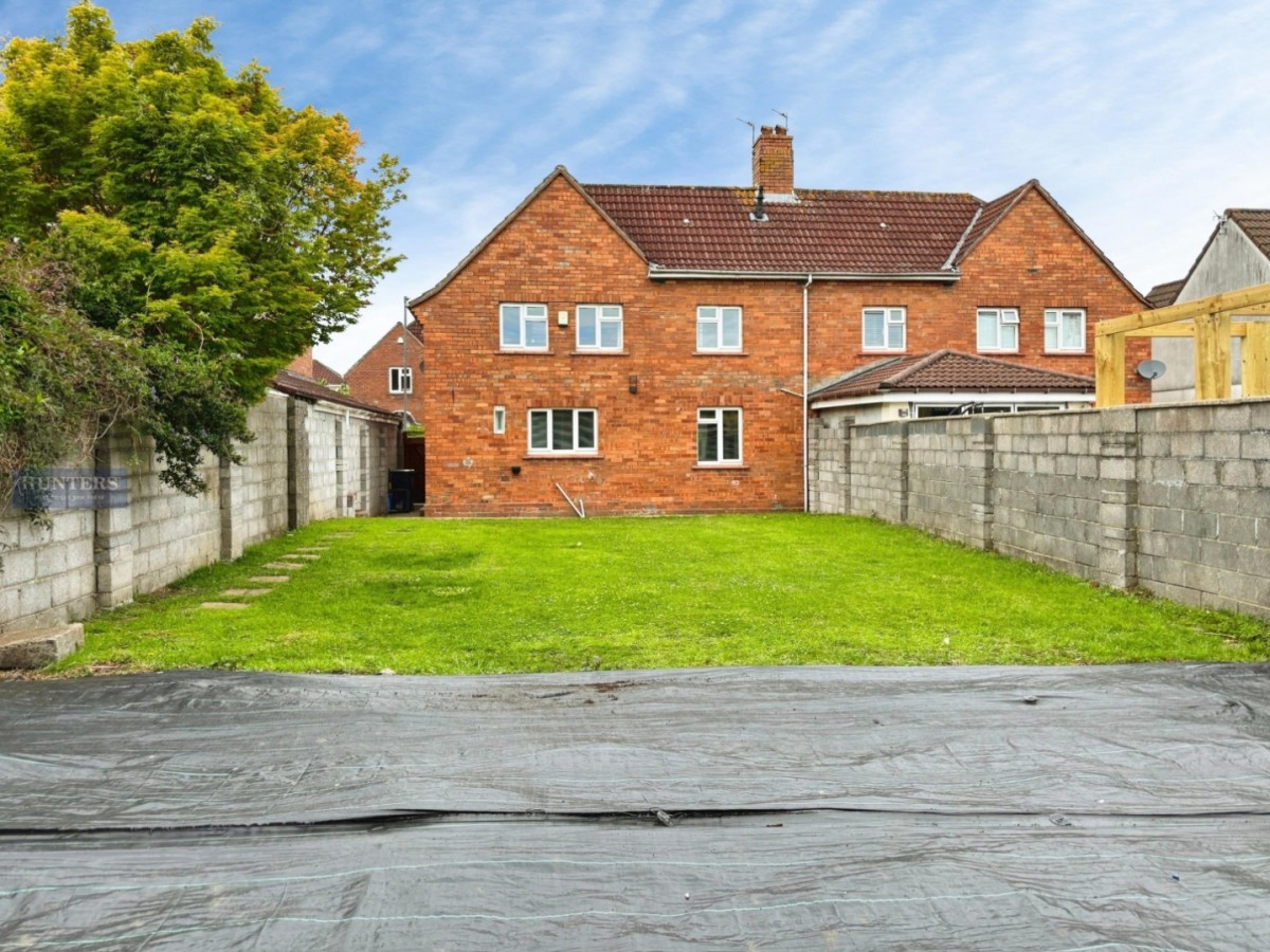 Lisburn Road, Bristol, BS4 1NQ