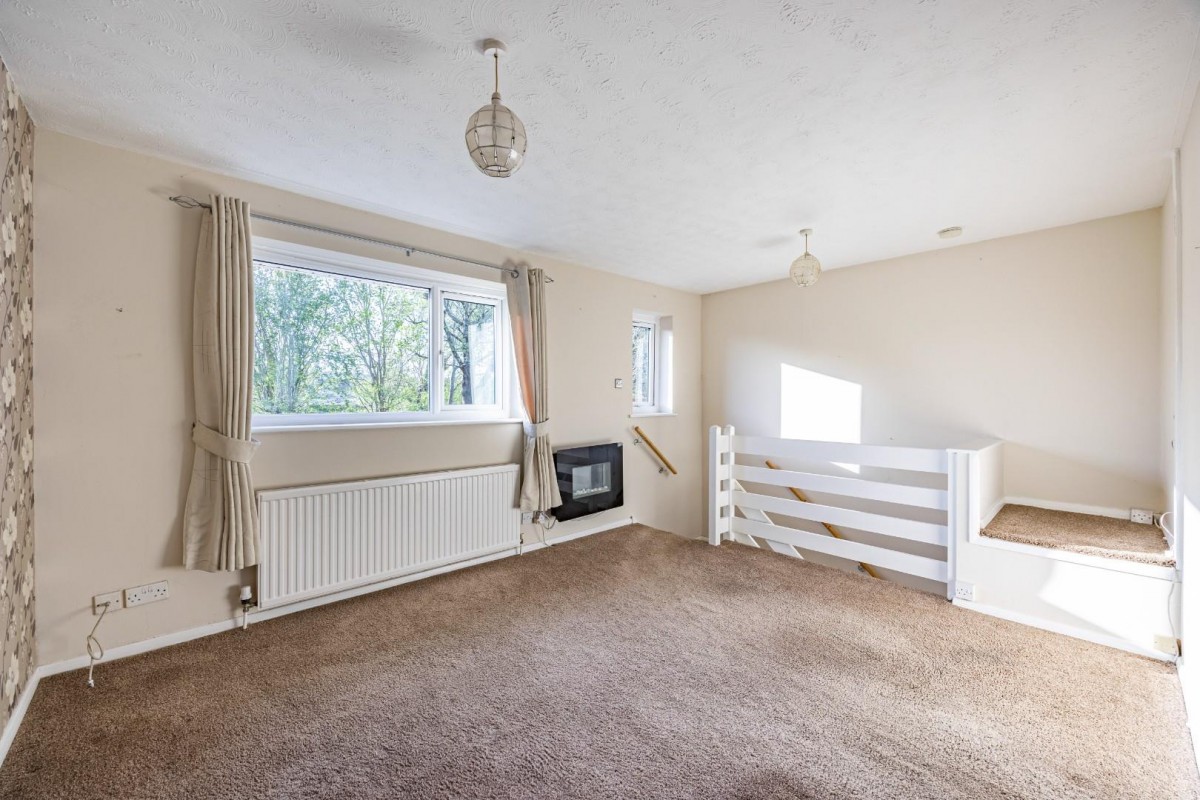 Coombes Way, North Common, South Gloucestershire