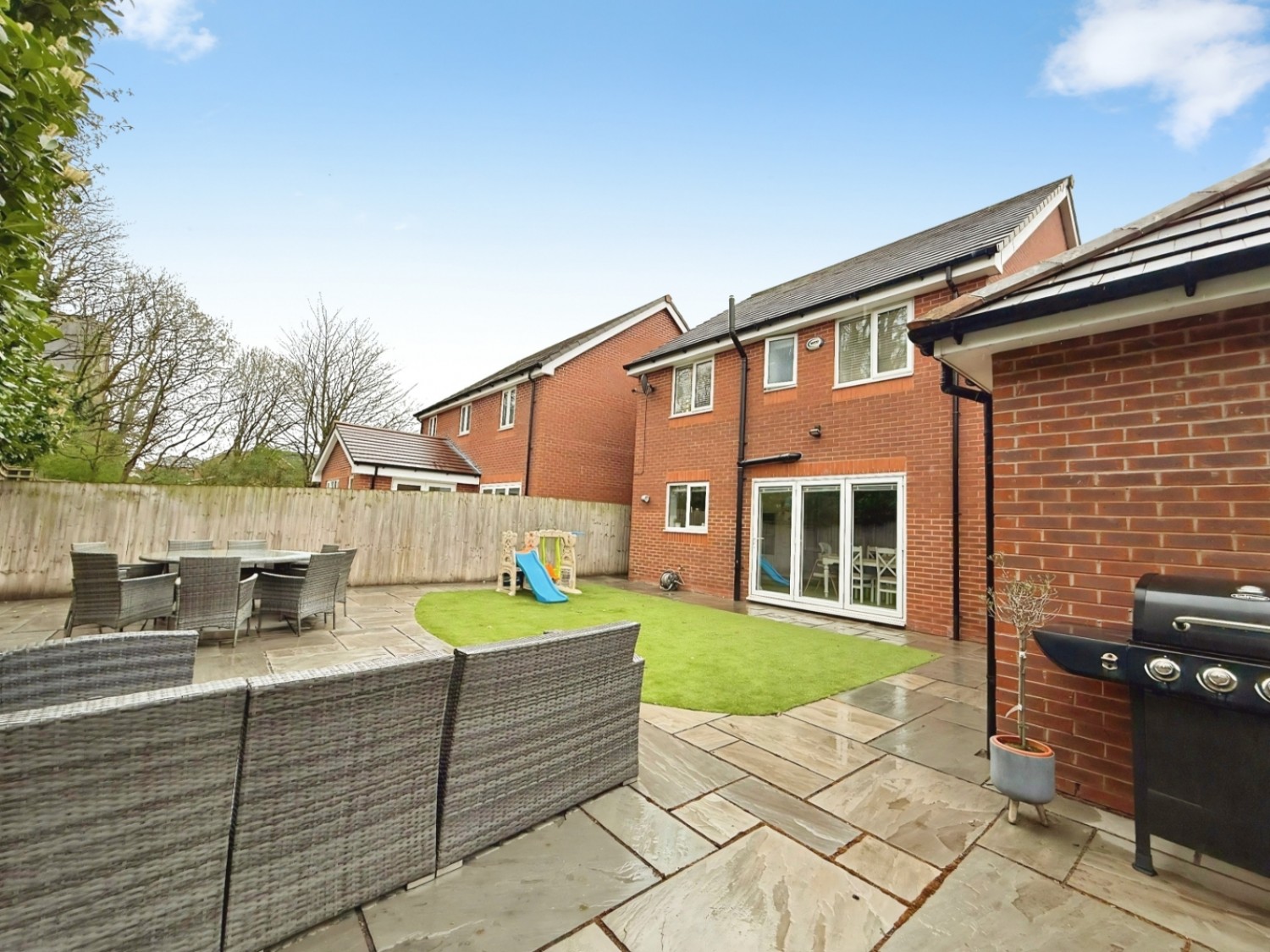 Bridgefield Close, Manchester