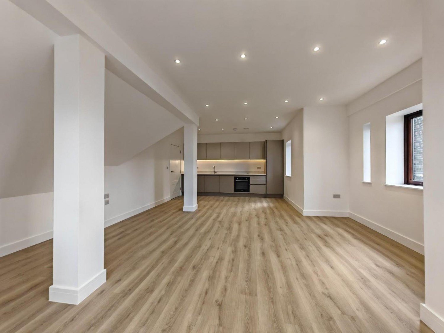 Peach Street, Wokingham