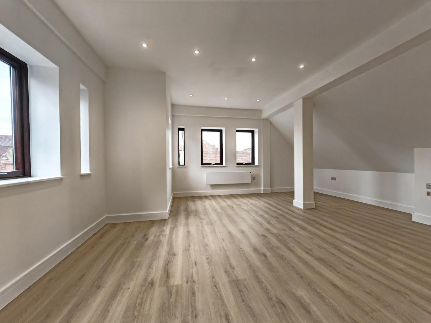 Peach Street, Wokingham