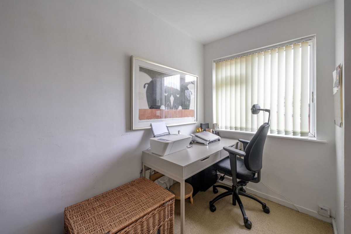 Niall Close, Birmingham, B15 3LU