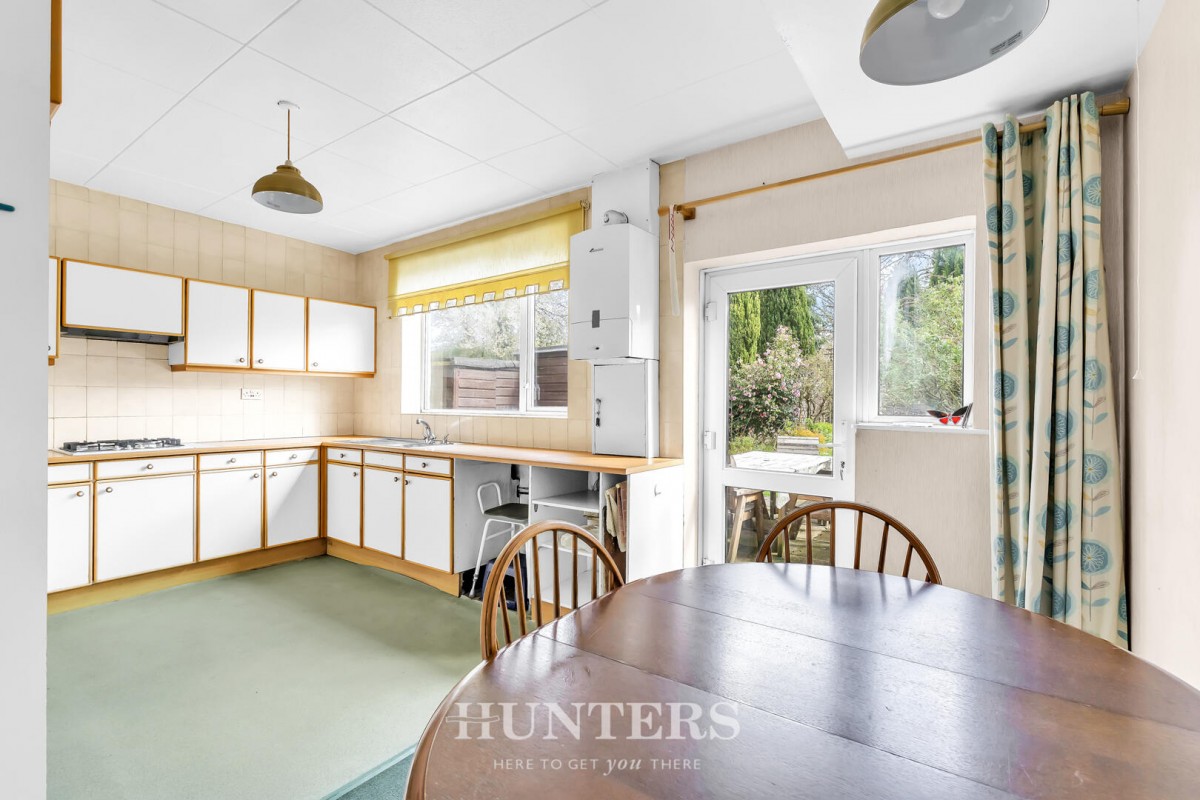 Kelvin Avenue, Middleton, Manchester, M24