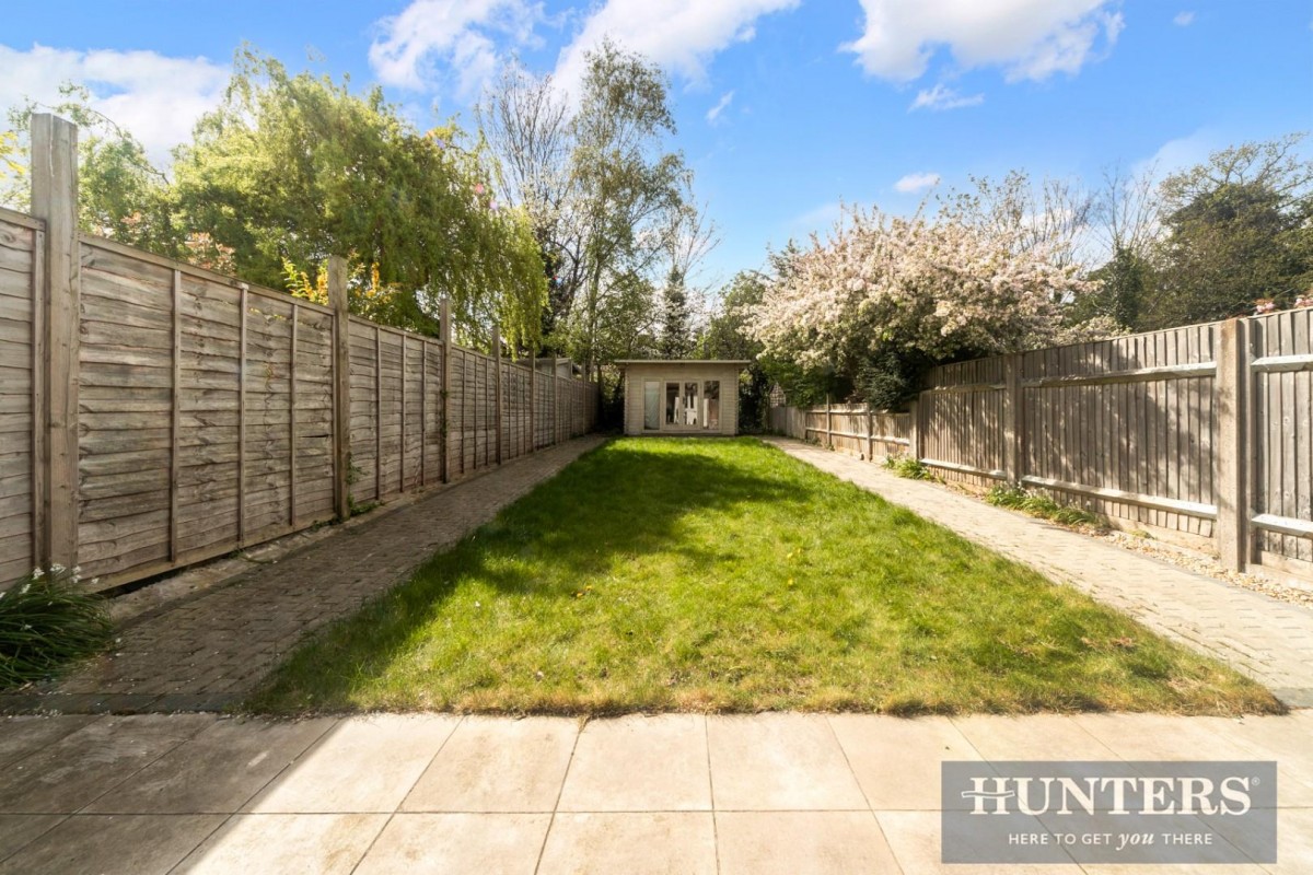 Lynwood Drive, Worcester Park