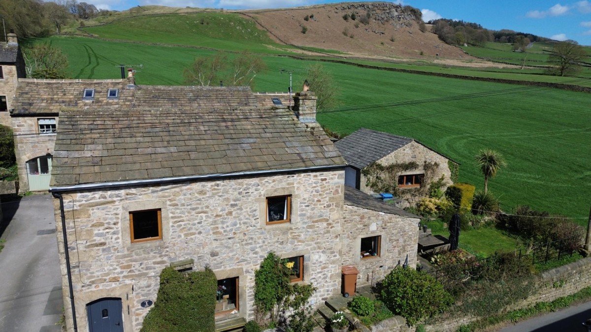 Cruik Barn, Eastby. Skipton.
