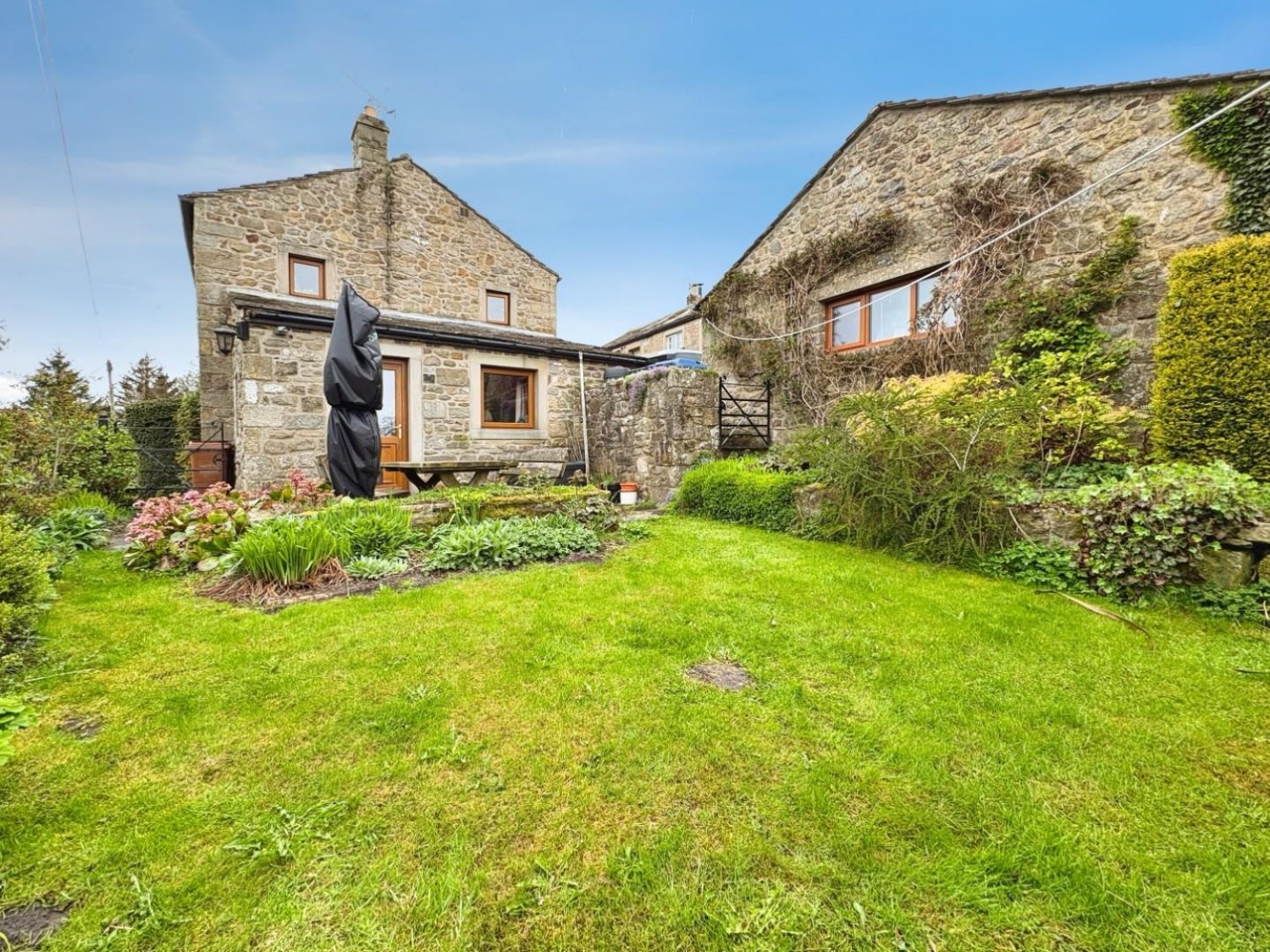 Cruik Barn, Eastby. Skipton.