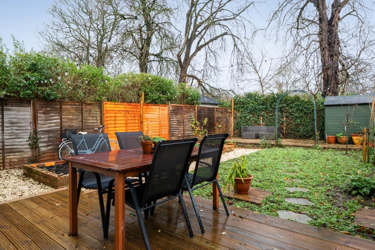 Third Avenue, Wetherby