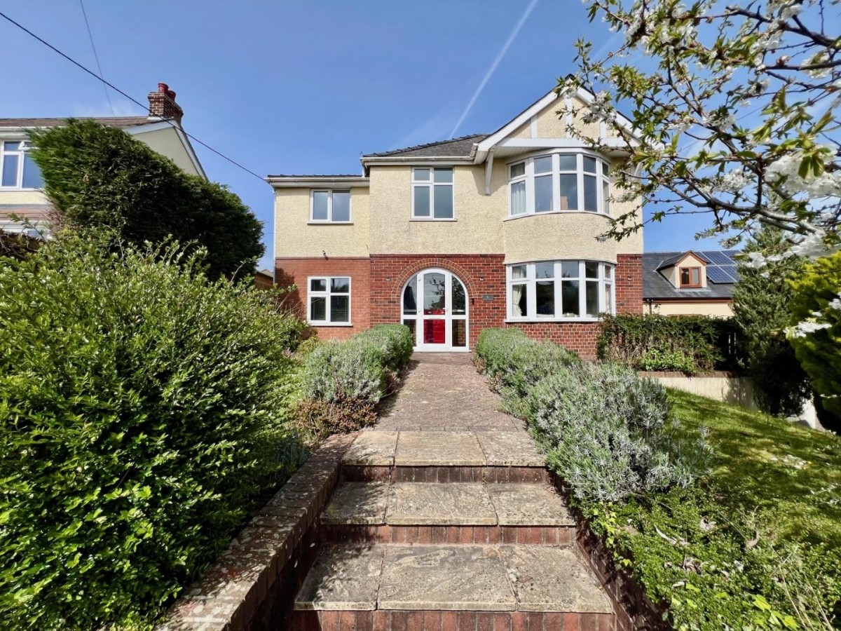 Woodend Lane, Cam, Dursley