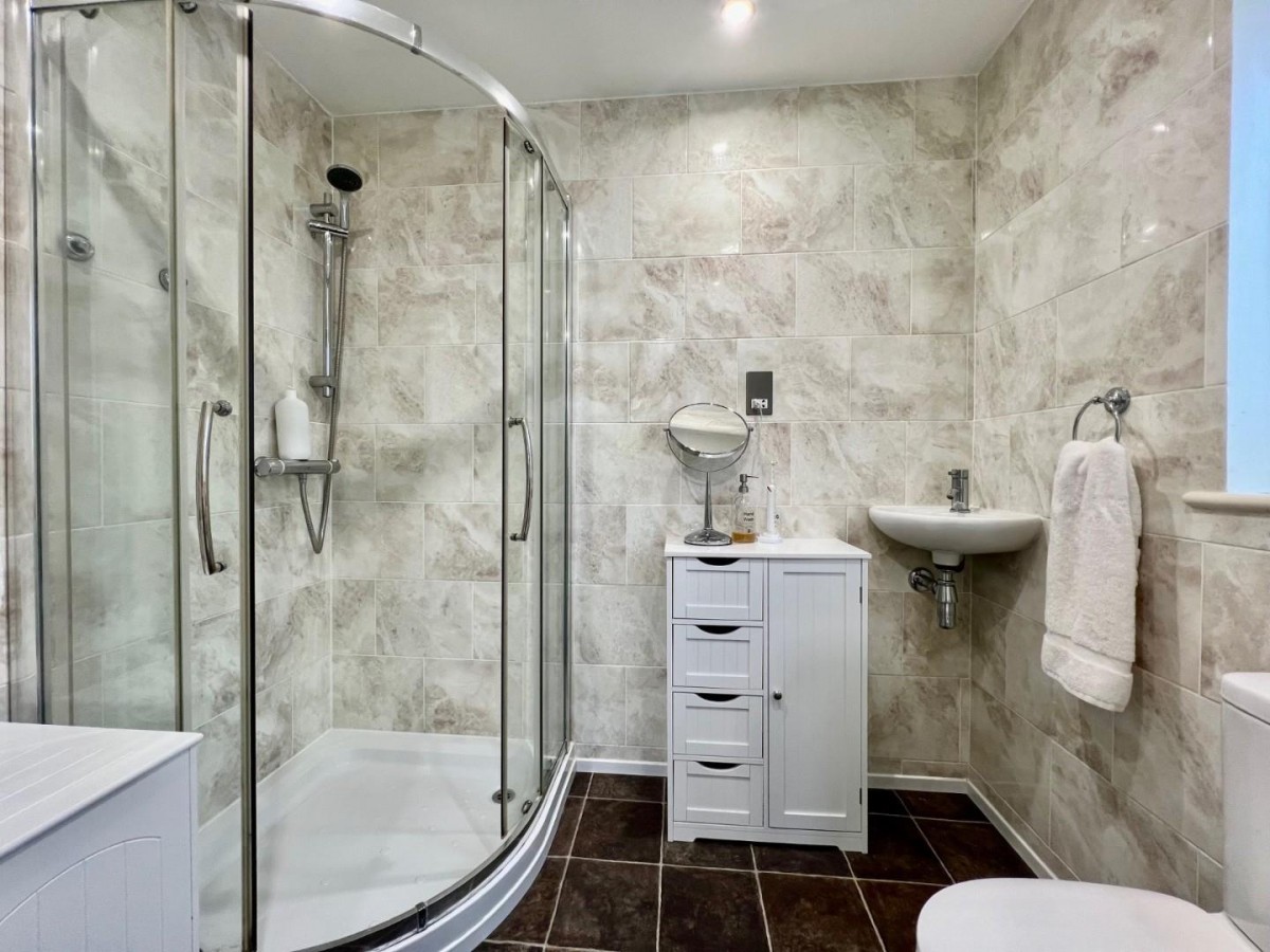 Woodend Lane, Cam, Dursley