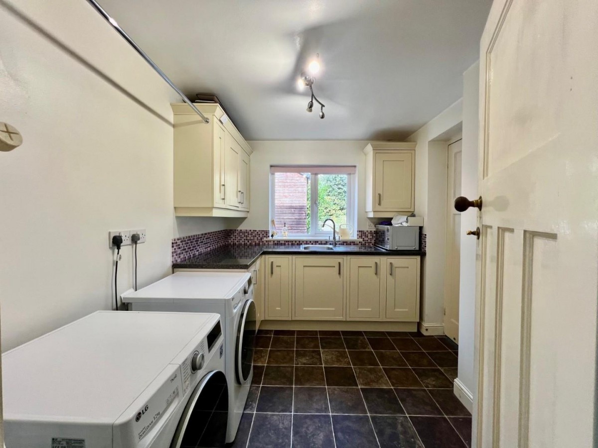 Woodend Lane, Cam, Dursley